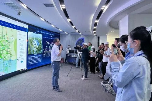 掃地掃出 大名堂 記民革黨員 山西省五一勞動獎章獲得者馮勁松